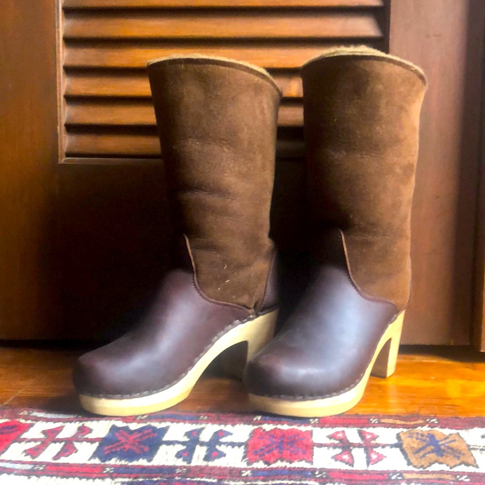 No 6 Clog Boots